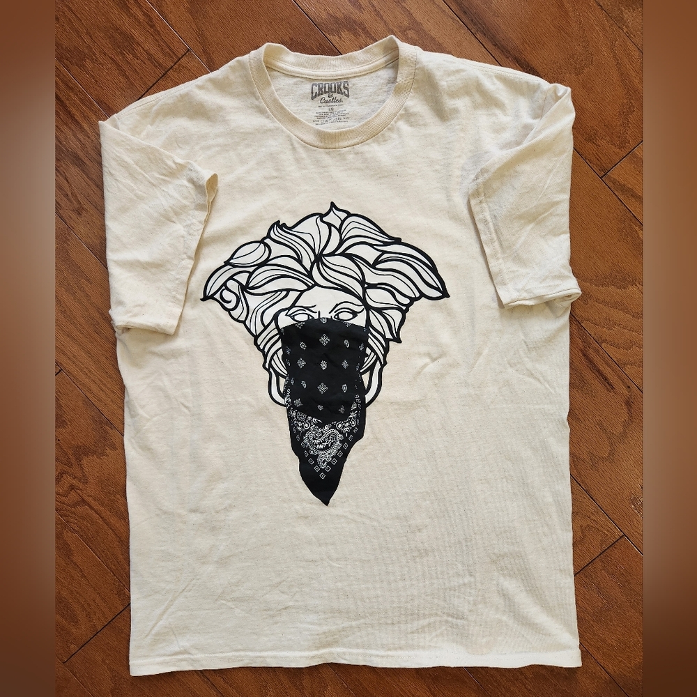 Crooks & Castles The Medusa Cream Short Sleeve Tee with Black Graphic Large